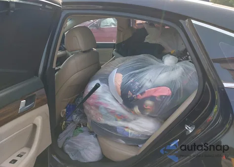 2016 Hyundai Sonata Hybrid Limited from USA, damaged, VIN KMHE34L17GA017631